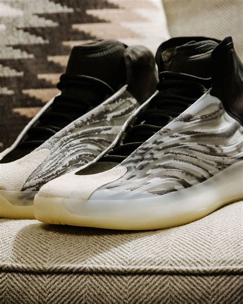 ジップロッ Adidas YZY QNTM yeezy basketball barium ジップロッ