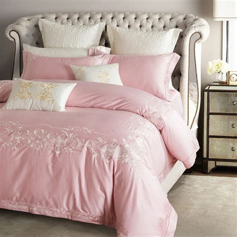 Luxury Embroidery Pink 100s Egyptian Cotton Bedding Sets Queen King