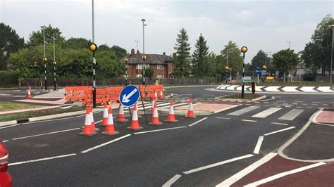 Cambridge S Dutch Roundabout Damaged By Hit And Run Driver Bbc News