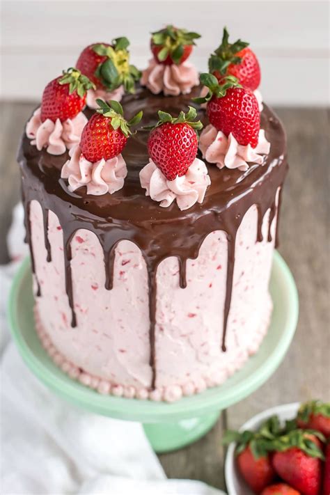 85 Chocolate Cake With Fresh Strawberries