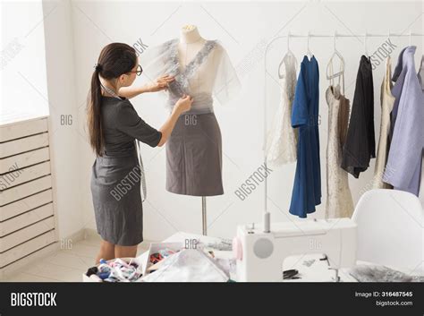 Imagen Y Foto Dressmaker Tailor Prueba Gratis Bigstock