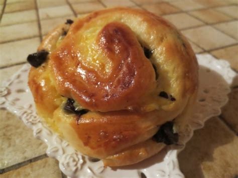 Recette escargots briochés à la crème pâtissière et aux pépites de chocolat