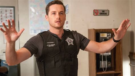 Chicago P D C Mo Escribir La Serie La Salida De Jay Halstead Con La