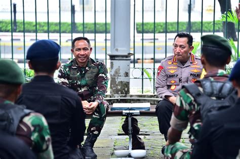 Panglima Tni Dan Kapolri Cek Kesiapan Pasukan Pengamanan Pemilu Di