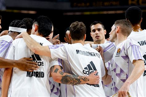 Real Madrid Baloncesto Defensa Central