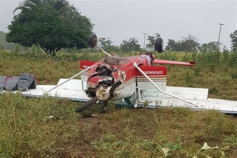 Avião De Pequeno Porte Cai Em Zona Rural De Ruy Barbosa Ba Bahia