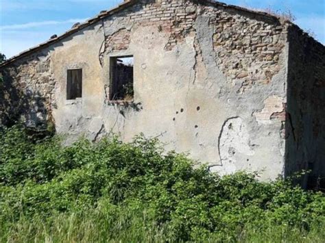 Vendita Cascina In Viale Del Risorgimento Montecatini Val Di