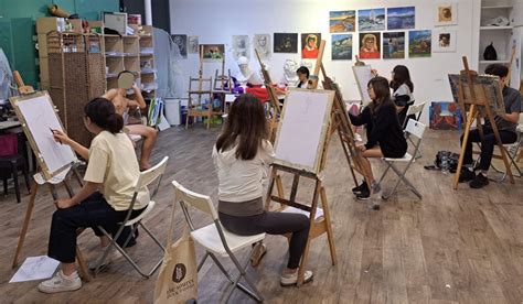 Professional Nude Life Drawing With Artist Guidance Workshop