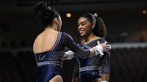 Frazier Faceoff Sisters Margzetta And EMjae Frazier Go Head To Head