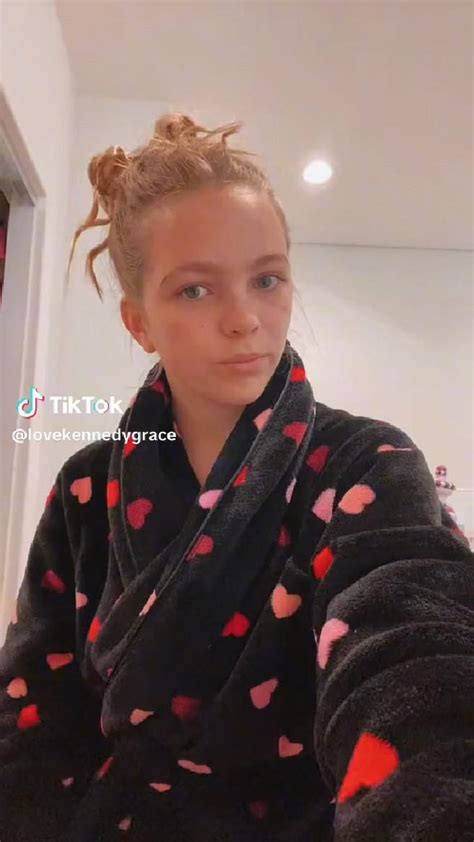 Pin By Avatiktoks On Pin από εσάς In 2023 Tiktok Style Preppy Style