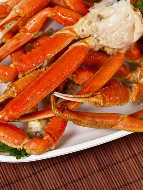 How To Steam Crab Legs Tips And Tricks The Kitchen Community