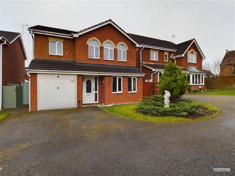 Mellor Drive Uttoxeter Bed Detached House For Sale