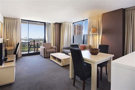 Oaks Adelaide Horizons Suites | Serviced Apartment Adelaide