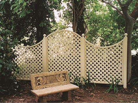 Timber Lattice Thomsons Outdoor Pine