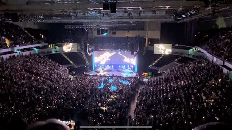 Stevie Nicks Edge Of Seventeen And Waddy Solo Simmons Bank Arena