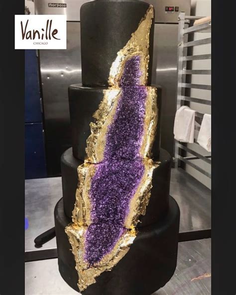 Black Geode Wedding Cake Geode Cake Wedding Purple Cakes Birthday