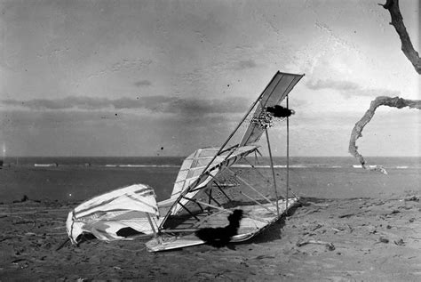 First flight with the Wright Brothers, 1902-1909