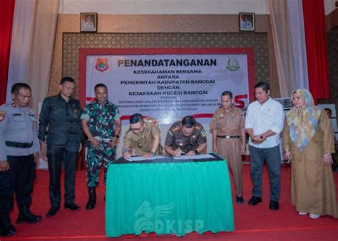 Bupati Banggai Teken Program Jaga Desa Bersama Kejaksaan Negeri Banggai