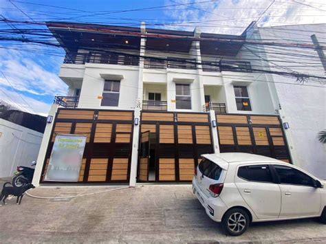 Car Garage Townhouse In Quezon City Near Savemore Market Sikatuna