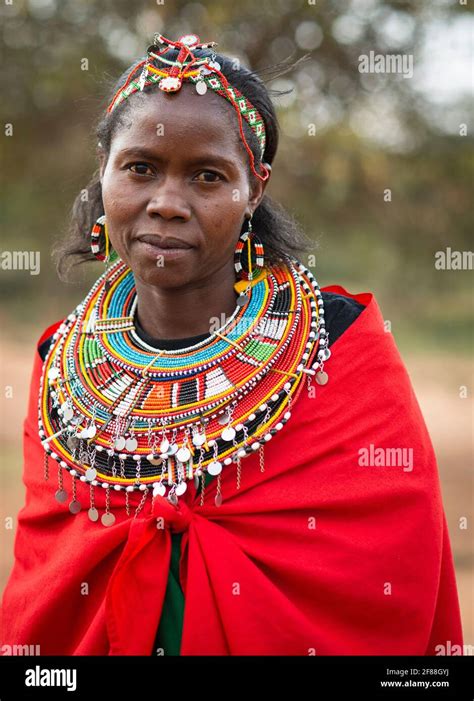 Aboriginal Headdress Hi Res Stock Photography And Images Alamy