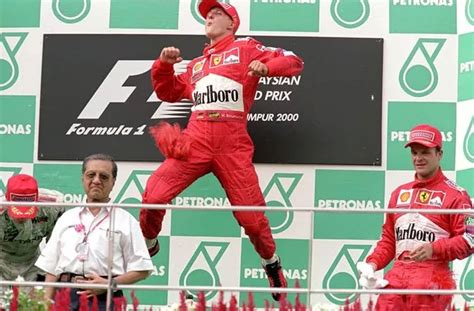 Brazilian Grand Prix Michael Schumacher Waves Goodbye To Formula