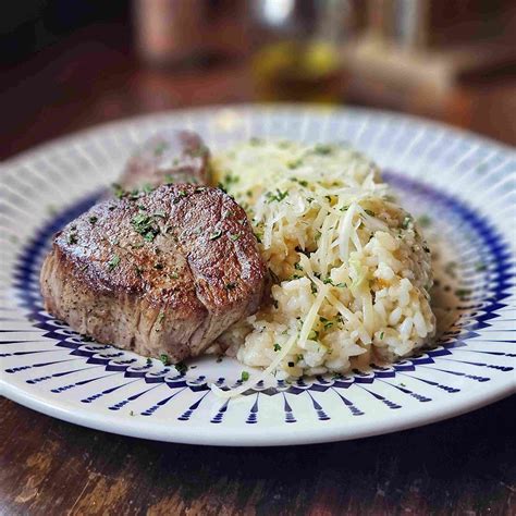 Risoto De Queijo Escalope De Filet Mignon Emporio Toscana