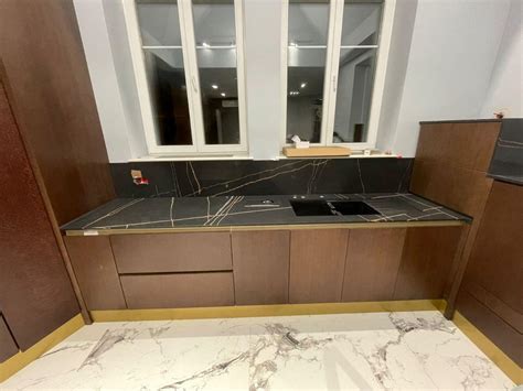 Столешницы из кварцевого агломерата и стеновые панели для кухни ...