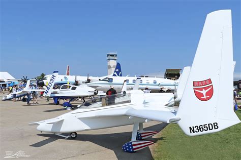 The Aero Experience Eaa Airventure Oshkosh Boeing Plaza Unique