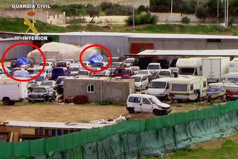 Detenidos En Melilla M Laga Y Barcelona Presuntos Miembros De Una