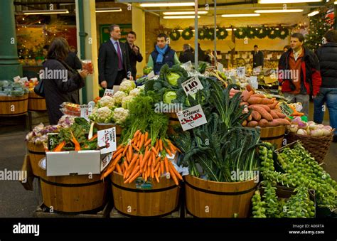 Borough Organic Market In London England Uk Stock Photo Alamy