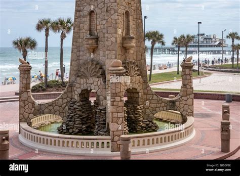 Clock Tower Beach Daytona Beach Florida Hi Res Stock Photography And