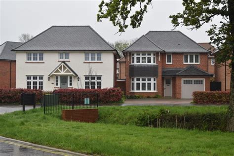 Newly Built Houses In Marrelsmoor Avenue David Martin Geograph