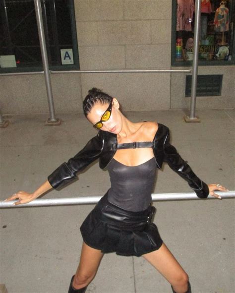 Hot Backless Bella Hadid 12thBLOG