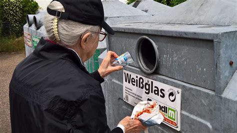 Gl Ser Niemals Im Altglascontainer Entsorgen Drastische Strafe Droht