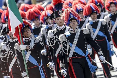 L Arma Dei Carabinieri In Festa Oggi Compie 203 Anni