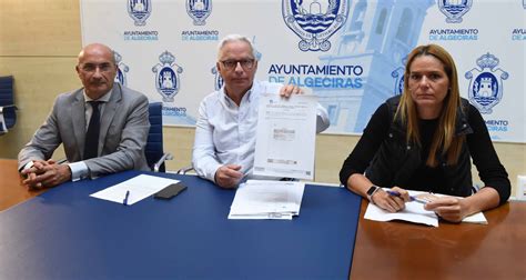 Pp Y Psoe Se Cruzan Acusaciones Por Los Documentos De Algeciras Campo