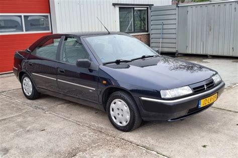 With this Citroën Xantia you will float back to the 90s - Enthusiast ...