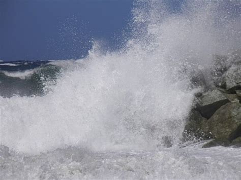 De très fortes rafales de vent dans le Var et en Corse