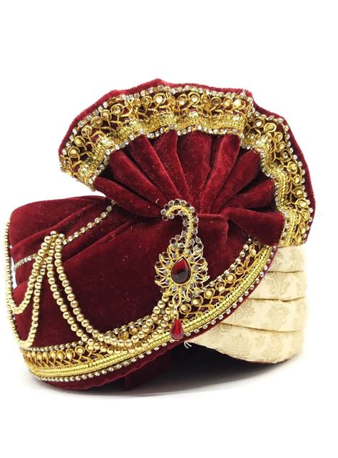 Traditional Turban In Velvet And Brocade Style Roof 3166030