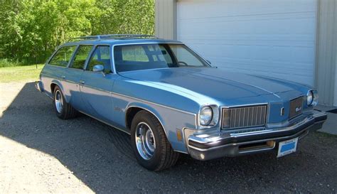 Load Em Up Oldsmobile Vista Cruiser Barn Finds