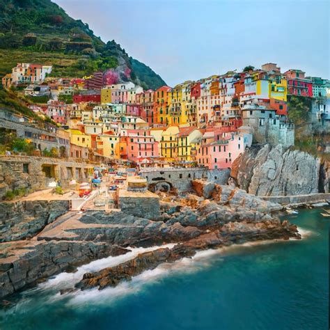 Premium Photo Peaceful Fishing Village Riomaggiore Cliffside Colorful