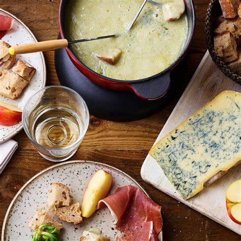 Fondue Au Bleu De Gex Haut Jura D Couvrez La Recette