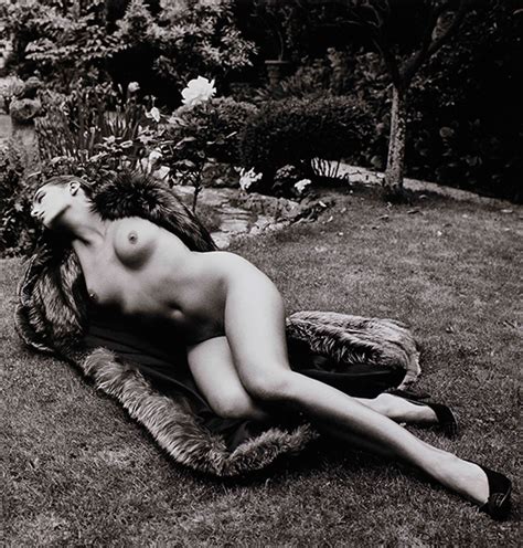 Helmut Newton Artist News Exhibitions Photography Now