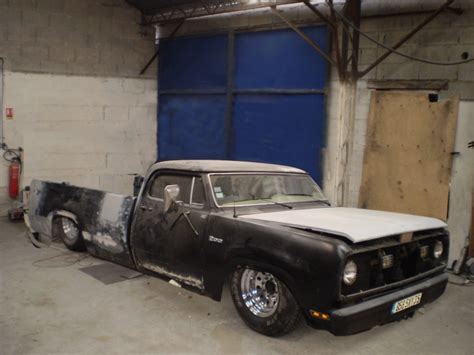 dodge w200