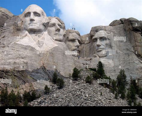 Mount rushmore workers hi-res stock photography and images - Alamy