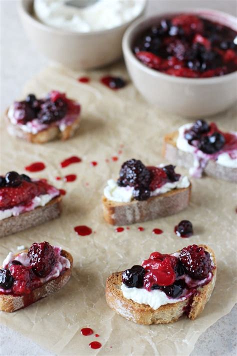 Roasted Berry And Ricotta Crostini Cook Nourish Bliss