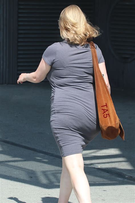 Milf With Juicy Ass VPL Forum