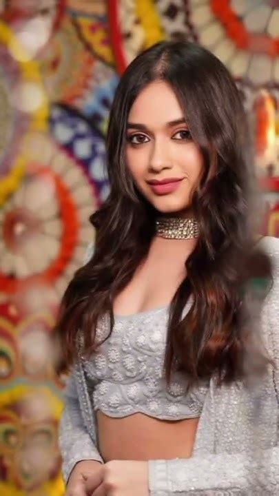 Who S Best ️ Jannat Zubair 🥰🥰🥰 Riva Arora 🥰🥰🥰 ️ Song Dance Cute Shortsvideo Youtube