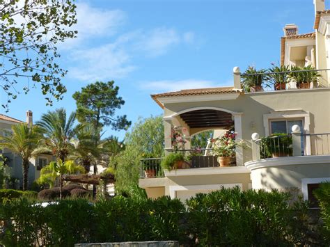 Pedras Plantas E Companhia Ii Alguns Dos Mais Belos Jardins Do Algarve