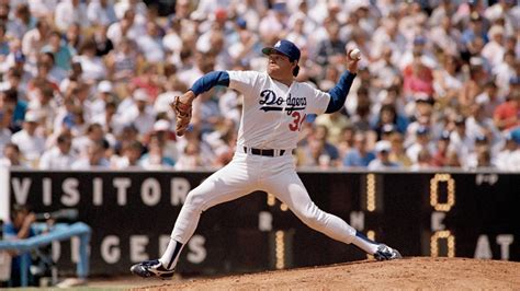 Fernando Valenzuela Dodgers Pitcher Behind Fernandomania Dies At 63